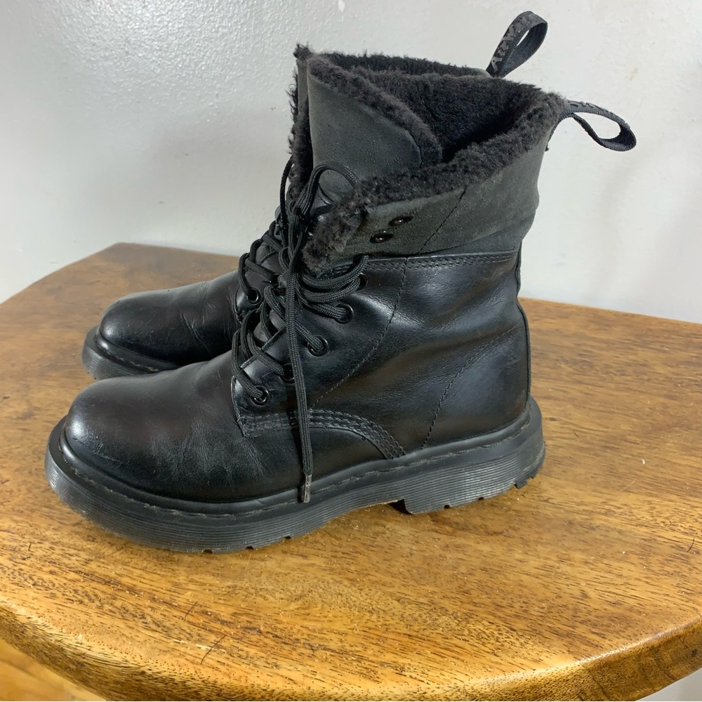 Dr Martens Winter waterproof leather boots - Picture 2 of 10